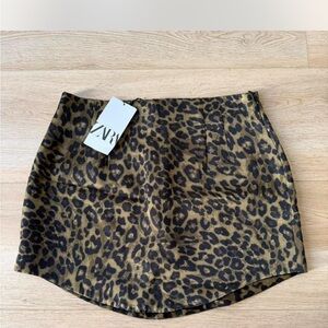 Zara Leopard Print Mini Skirt size L NWOT
